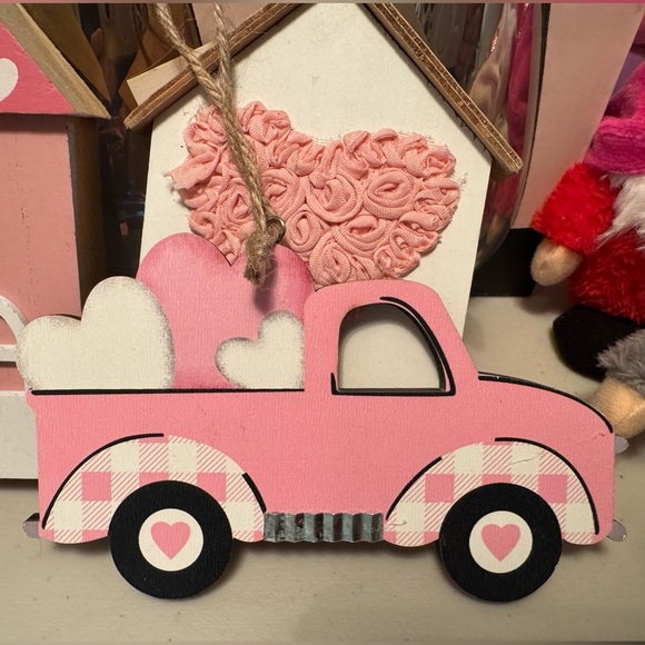 5pc “Love” Wall Decor Set - Pink and White Wood/Chipboard Hangings - Picture 6 of 7